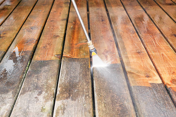 Best Deck Pressure Washing  in Huntsville, TX